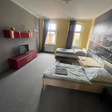 Traenental Appartement Stassfurt Buitenkant foto