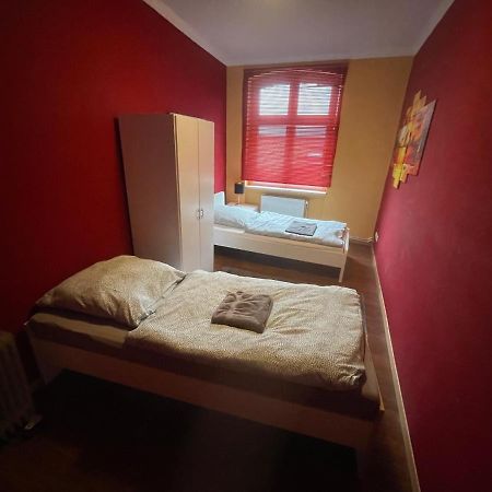 Traenental Appartement Stassfurt Buitenkant foto