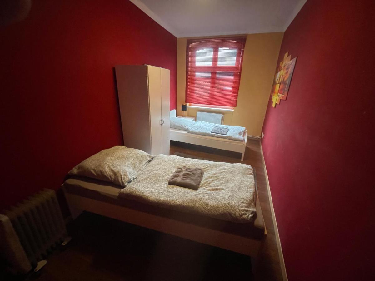 Traenental Appartement Stassfurt Buitenkant foto